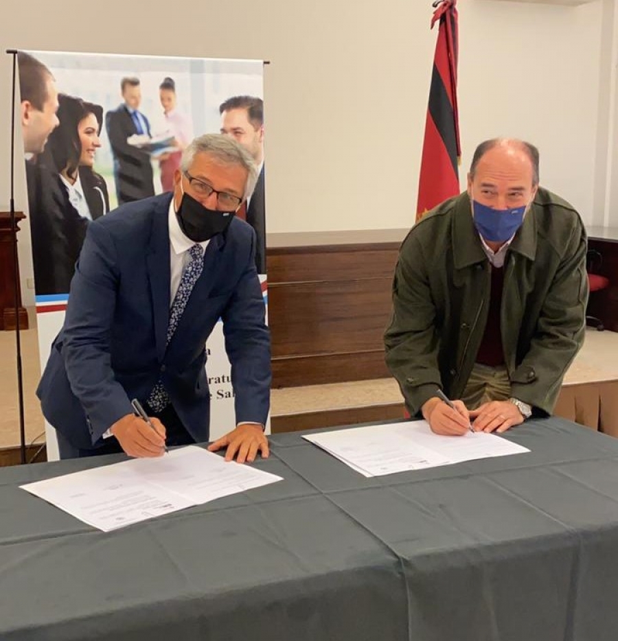 El Colegio de Escribanos firmó un acuerdo de cooperación con la Escuela de la Magistratura